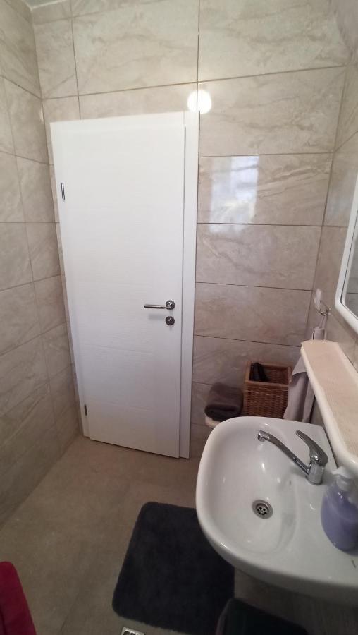Cozy Room With A Bathroom SJJ Esterno foto